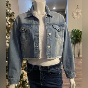 Cropped Light Blue Denim Jacket